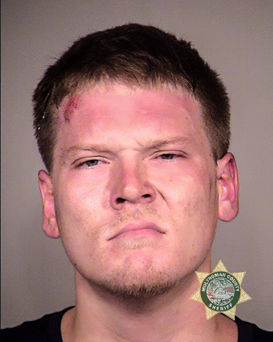 Benjamin Thomas Rohrwasser, 26, was arrested at the  #antifa riot in north Portland & charged with felony riot, disorderly conduct, escape & more. He was quickly released without bail.  #PortlandRiots  #PortlandMugshots  http://archive.vn/n5IV9 