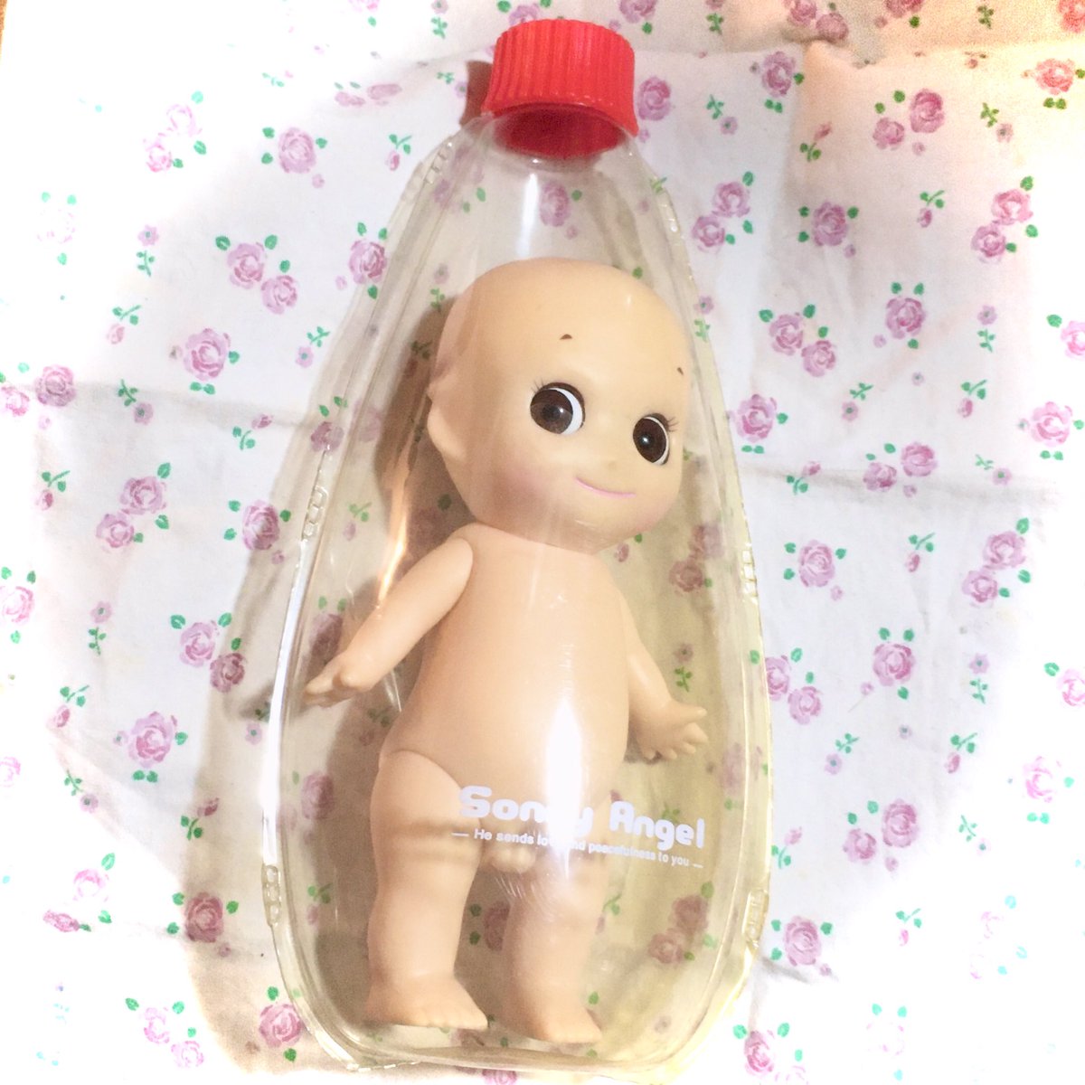 爆裂 トシコ マヨネーズの容器に入ったキューピー人形 かわいいのだが