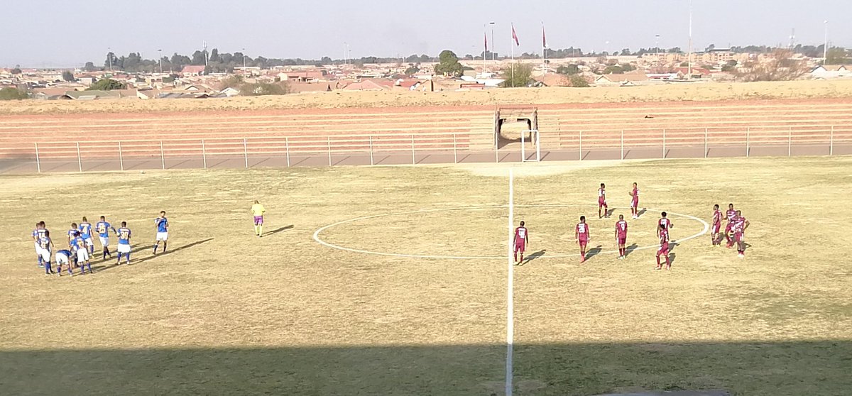 Moroka_Swallows's tweet photo. ⏱️4️⃣6️⃣
Second half resumes
Swallows 1️⃣-0️⃣Steenberg
#GladAfricaChampionship
#Bahwiti
#SupportSwallows
#ThePSLIsBack https://t.co/7ynKFLTtyV