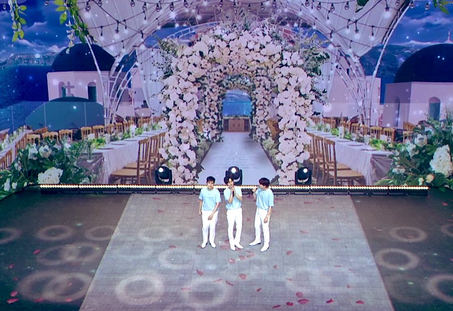 daedark000's tweet photo. #SuperJuniorKRY_BeyondLIVE https://t.co/qjvChBTZGR