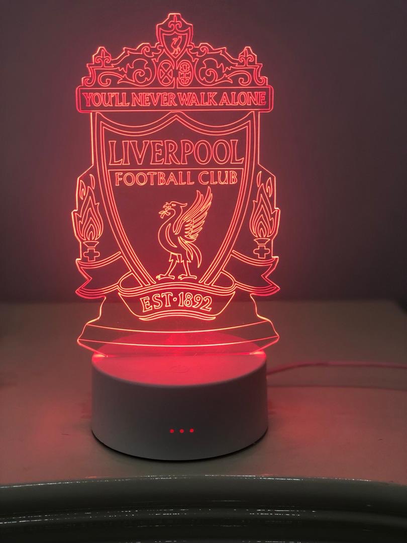 3D Acrylic Lamp for all Top Football clubs now Available 🔥 Price : 7,000 DM / call / WhatsApp 08142166389 To order now 🔥 Delivery 🚚 Nationwide 🇳🇬 RT @_DammyB_ @Engr_Series @AuntyAdaa @Dlaureate @kofoworola__a