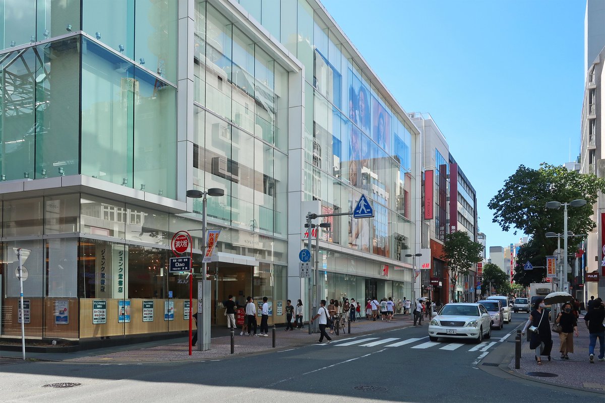ジュンク堂書店福岡店が天神西通りに移転 Min T ミント ジュンク堂書店福岡店が天神西通りに移転 Min T ミント