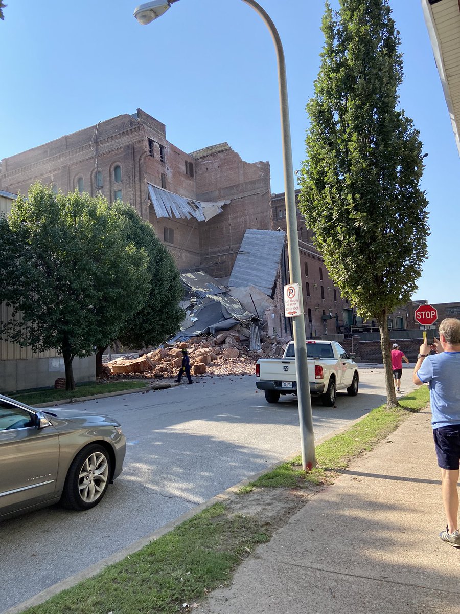 Lauren Velasco tweet media