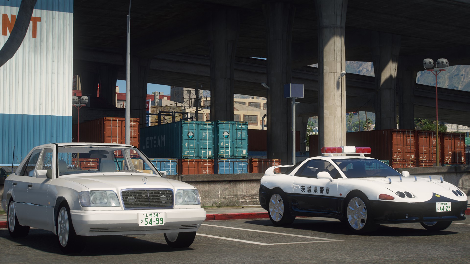𝒁𝒂𝒅𝒐 メルセデスベンツ W124 の交取覆面パトカーが完成しました 反転灯の部品は 勿論u 505さんからお借りしました Gtoパトカーを並べると 時代を感じますね 古い個体のパトカーですので 情報も少なく探すのが大変でした 警視六六三さん
