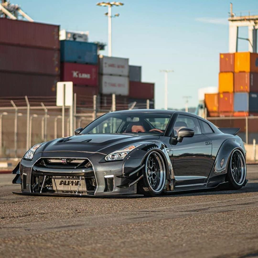 ModMag1's tweet photo. What do you think of this modded GTR?
❤ COMMENT👇
.
Follow @ModMag1
.
#nissangtr35 #nissangtrlovers #gtr35 #gtrnismo #gtrr35 #gtrlife #gtrlovers #r35 #r35gtr #r35pect https://t.co/82cfByCSoE