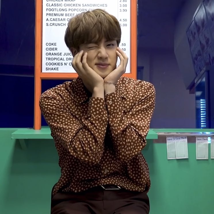 jin pics 🧑🏻‍🚀 tweet media