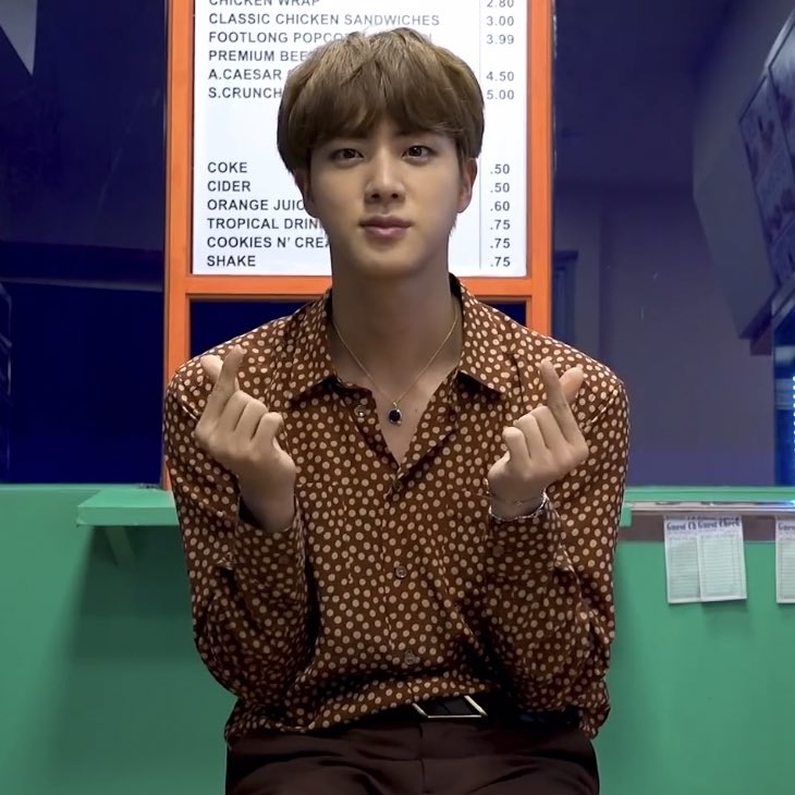 jin pics 🧑🏻‍🚀 tweet media