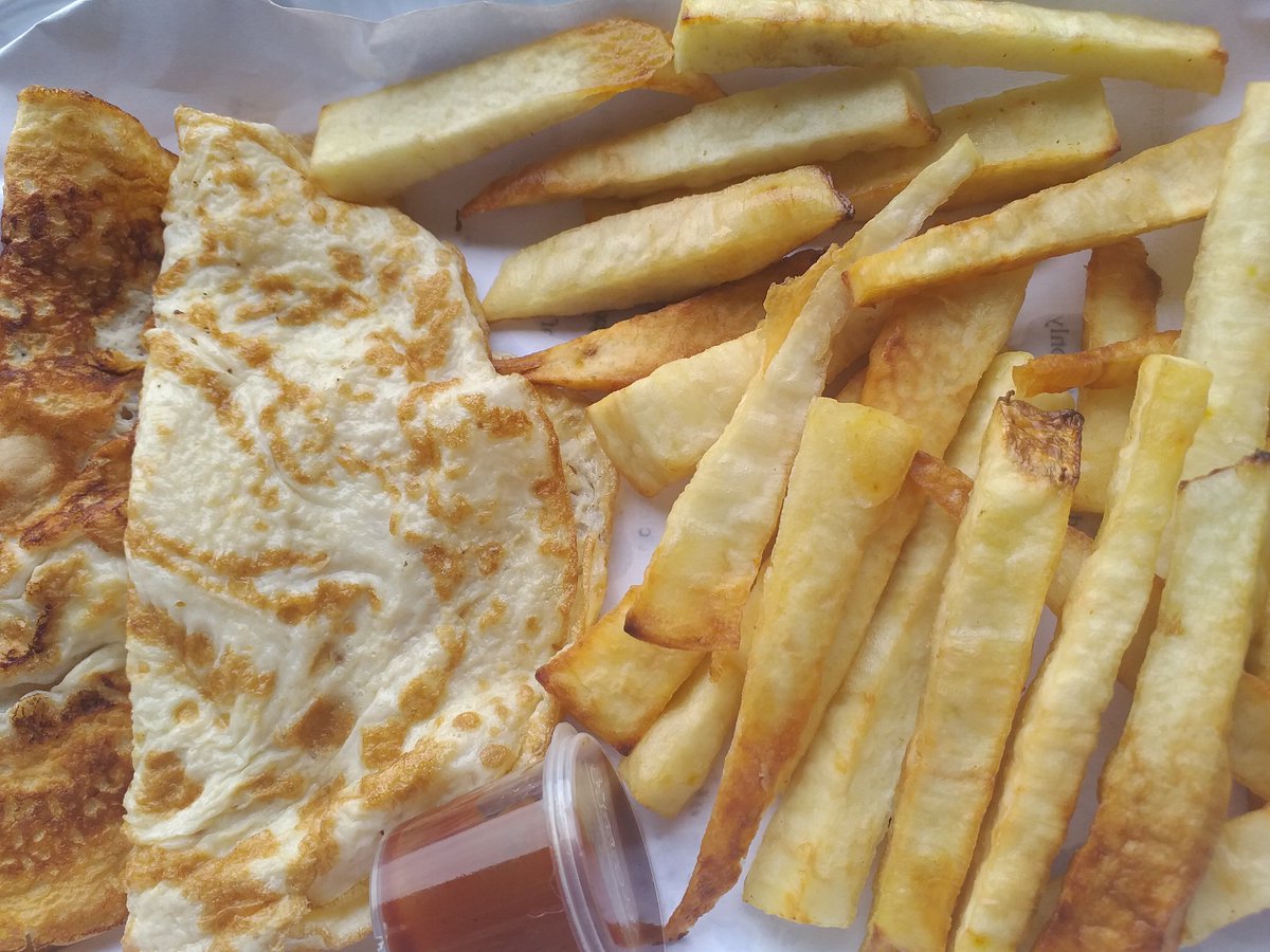 chefdujure's tweet image. Happy Sunday My Twitter People! Please help Retweet mY customer can be indeed of this today or anytime, Yes we are still taking orders 😩🙏🏻🙏🏻 please patronize 
1st Frame: N1800
2nd " : N1500 
3rd " :  N700
4th " :  N2000
#biggie #biggieisback #EricaXContent #VeeNeo #bbnajia2020