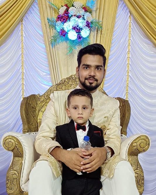 RaafidShahab's tweet image. Alhamdulillah, got married to a beautiful soul 😍 during #lockdown 
#Nikah #9thAug #Latepost
I think this is the only good thing that happened in 2020😬
And now finally back on twitter after a long break...