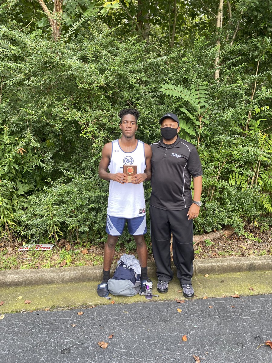 Reach Higher Hoops tweet media