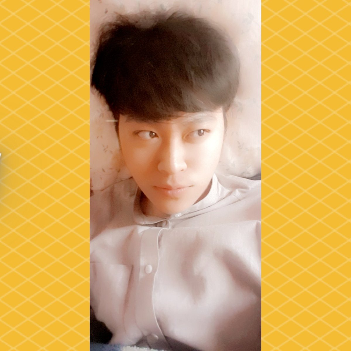 swipeflash's tweet photo. #citations #citation #kpop #france #kpopfr #kdrama #kdramas #dramas #dramavostfr #dramafr #idols #frasesdedramas #korea #hyunjin #francekpop #btsfr #kpopfrance #dramacoreen #citationkpop #citationdrama #musique #music #coree #coréen #korean https://t.co/SATFhW6JNb