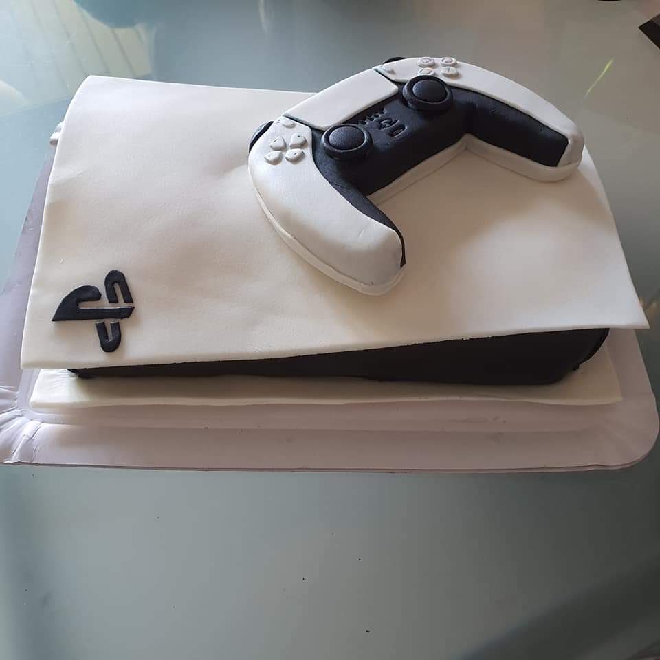 Chocolate Sponge Cake PS5 Controller Skin