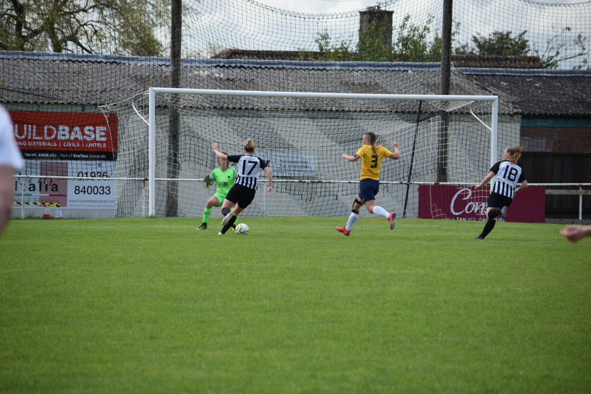 JournalismGreen's tweet photo. @SherborneLFC vs @TorquayWomenFC Part 1 https://t.co/F4gtvA3bmP