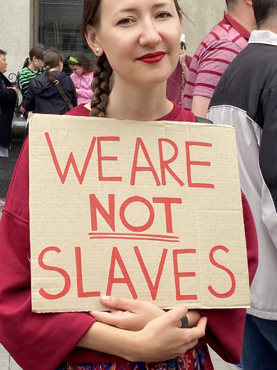 RichardEngel's tweet photo. Protesters in Belarus told me Americans should know how hard it is to fight for democracy after it’s been taken away. https://t.co/BHLQjUEqTY
