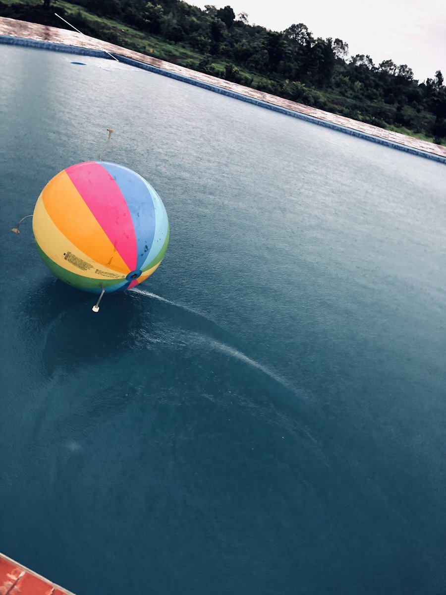 ComplexeKobada's tweet photo. 💦 💦 💦 #complexeKobadaSiby https://t.co/aBXS54an8r