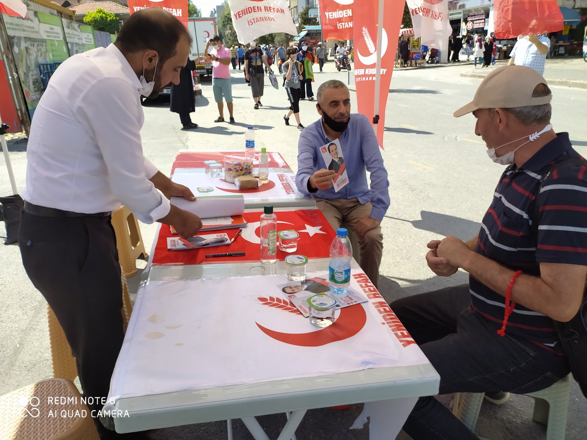 RefahUmraniye's tweet photo. Ümraniye teşkilatı olarak #Ümraniye #Meydanda #Stand çalışmamız gerçekleştirildi.
#Yeni #üyelerimize Hayırlı Olsun diyor, Halkımızın göstermiş olduğu büyük teveccühe ve büyük bir azim ve heyecanla çalışan tüm teşkilatımıza sonsuz teşekkür ederiz
#pazar
#GecmisOlsunGiresun
#Rize https://t.co/dU9yiPFCjV