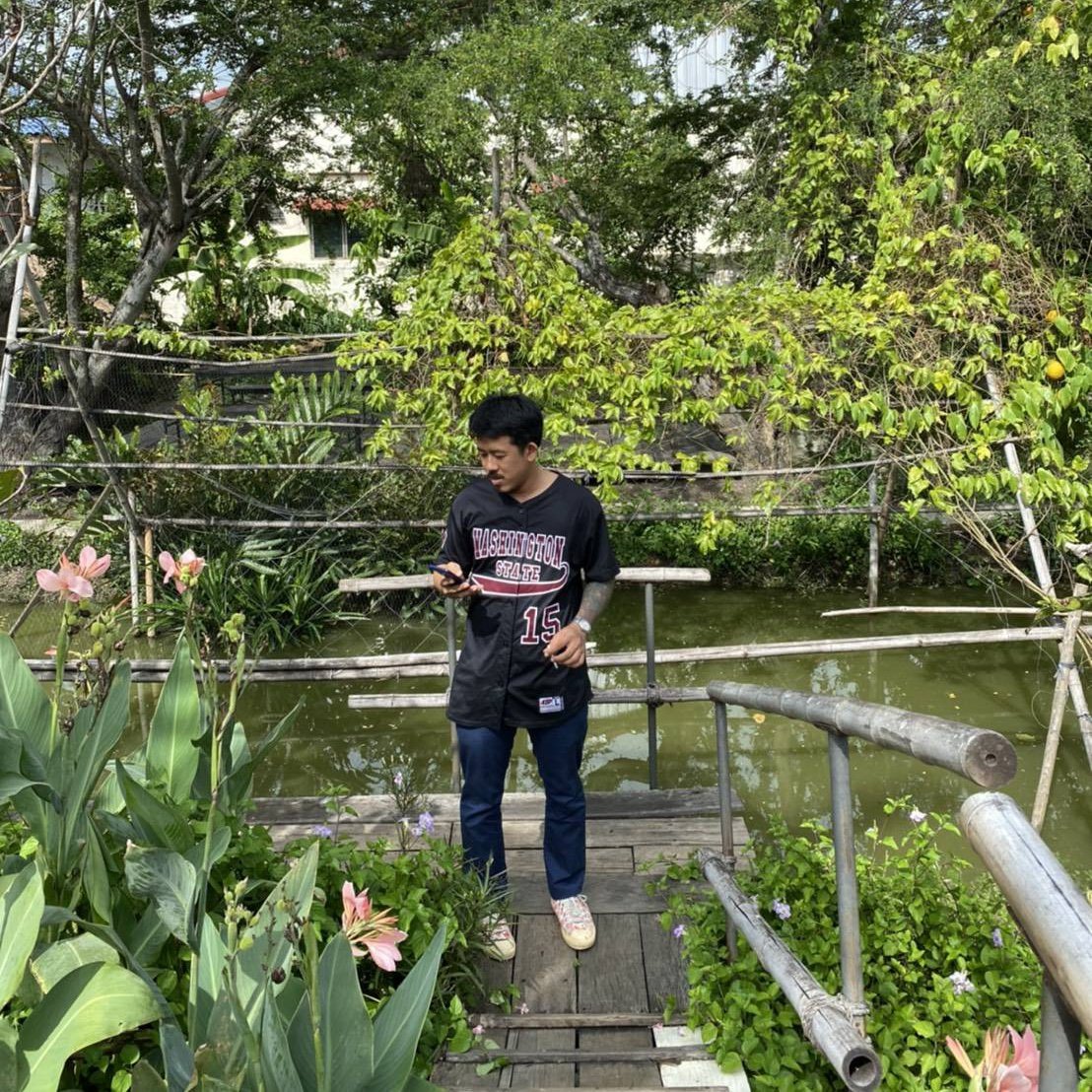 khemmarak's tweet photo. #NewProfilePic https://t.co/CkM0907hPx