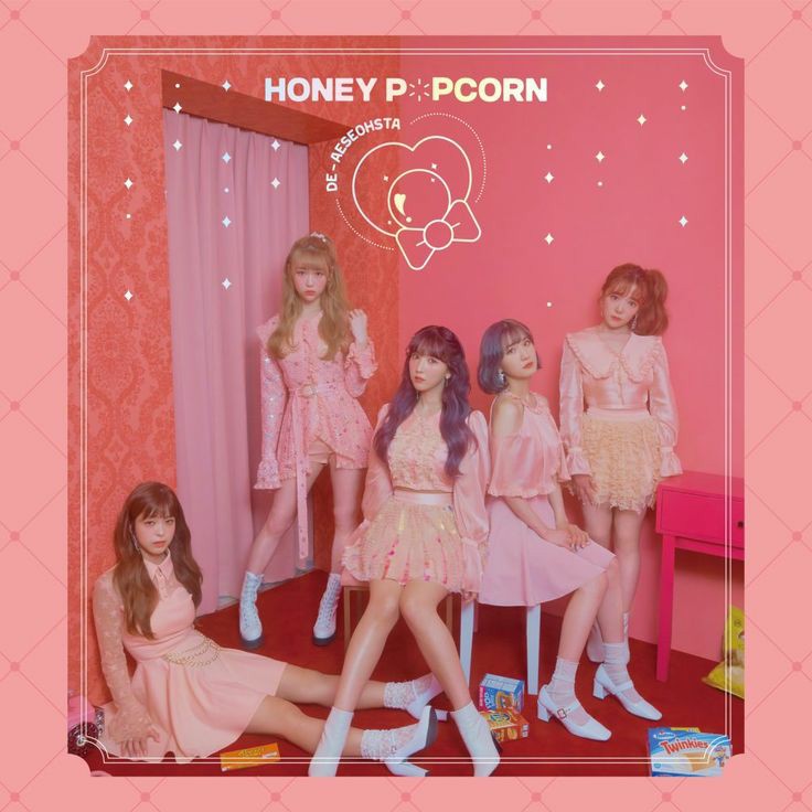 honey popcorn they have received a lot of criticism in their debut days bc 3 of the members old jobs and because all of the members are japanese their latest comeback was in 2019 and since 2019 their official twitter acc haven't tweeted anything