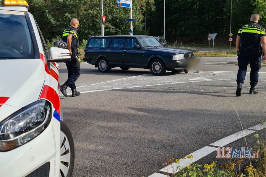 Auto's met elkaar in botsing op de Stichtse Rotonde in #Amersfoort. 112Vallei.