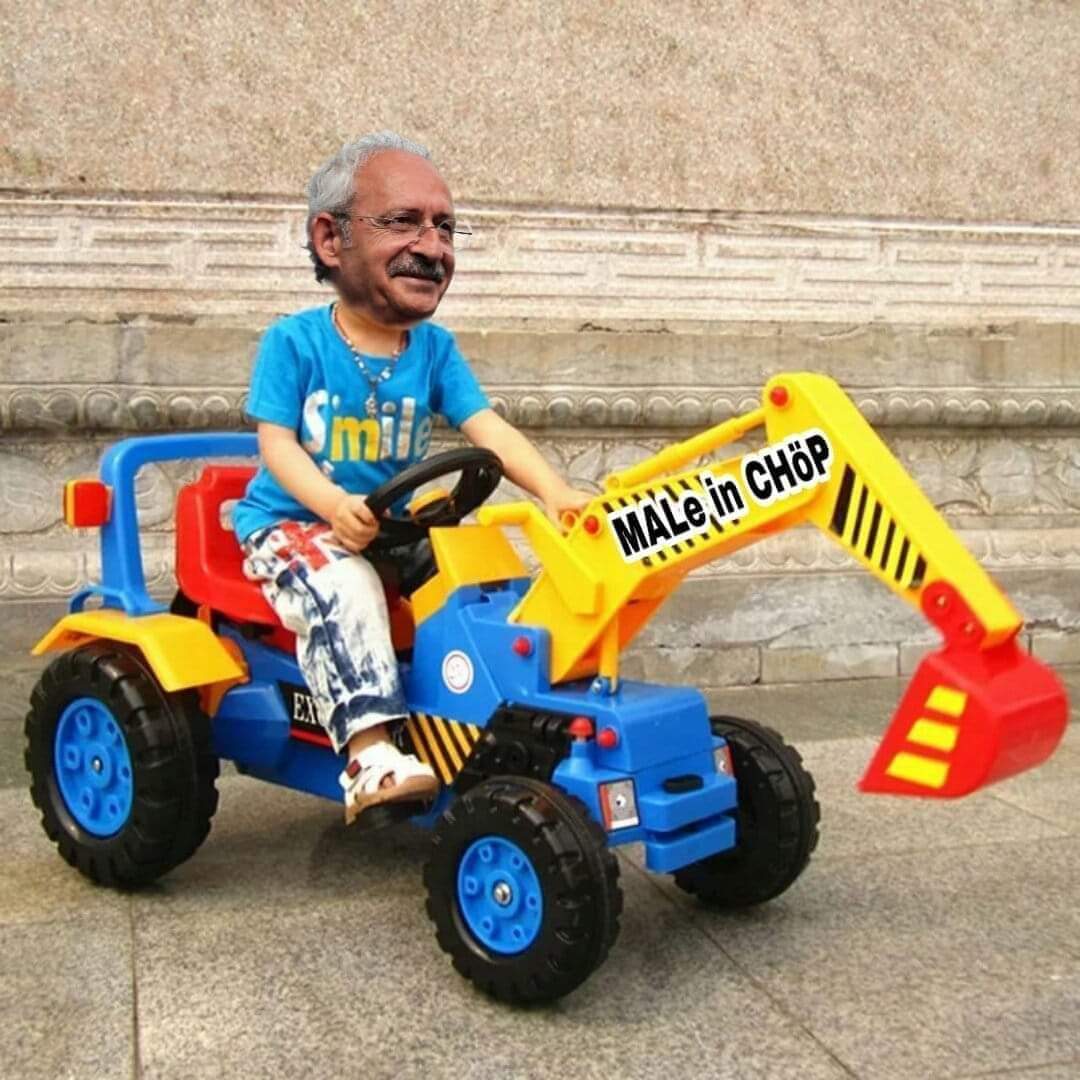 Chp'de Büyük Hizmet

Kemal Efendi Petrol Aramaya Kandile Gidiyor....
😂😂😂😂
Artık Kepçeyi Nerde Kullanırlar Bilmiyorum....