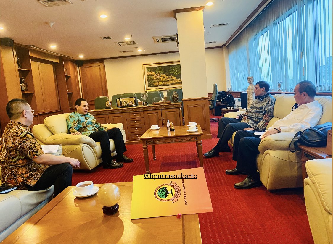 Bertemu Laksamana Tedjo Edhy P, Jenderal Yayat Sudrajat dan Bung Erwin Kallo. 👍