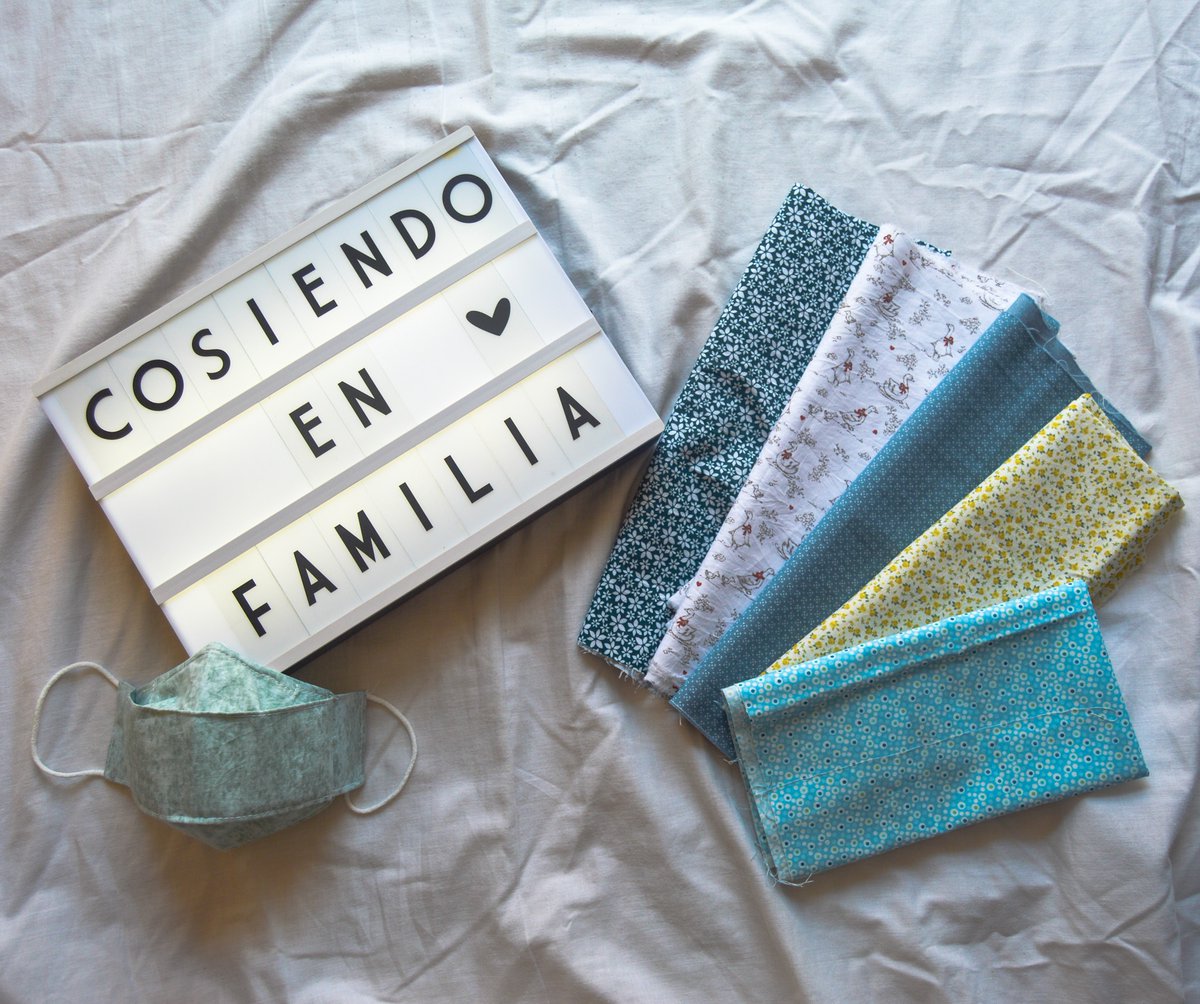 Alvxendless's tweet photo. ¡IMPORTANTE!

Mi madre, mi tía y yo estamos haciendo mascarillas reutilizables de tela y fundas para poder sacarnos algo de dinero. ¡Hacemos encargos y envíos! Para más información ➡️ MD.

Seguirnos en Instagram: @cosiendoenfamilia 

POR FAVOR, RT PARA DIFUNDIR 💫 https://t.co/4FhAoJNWTP