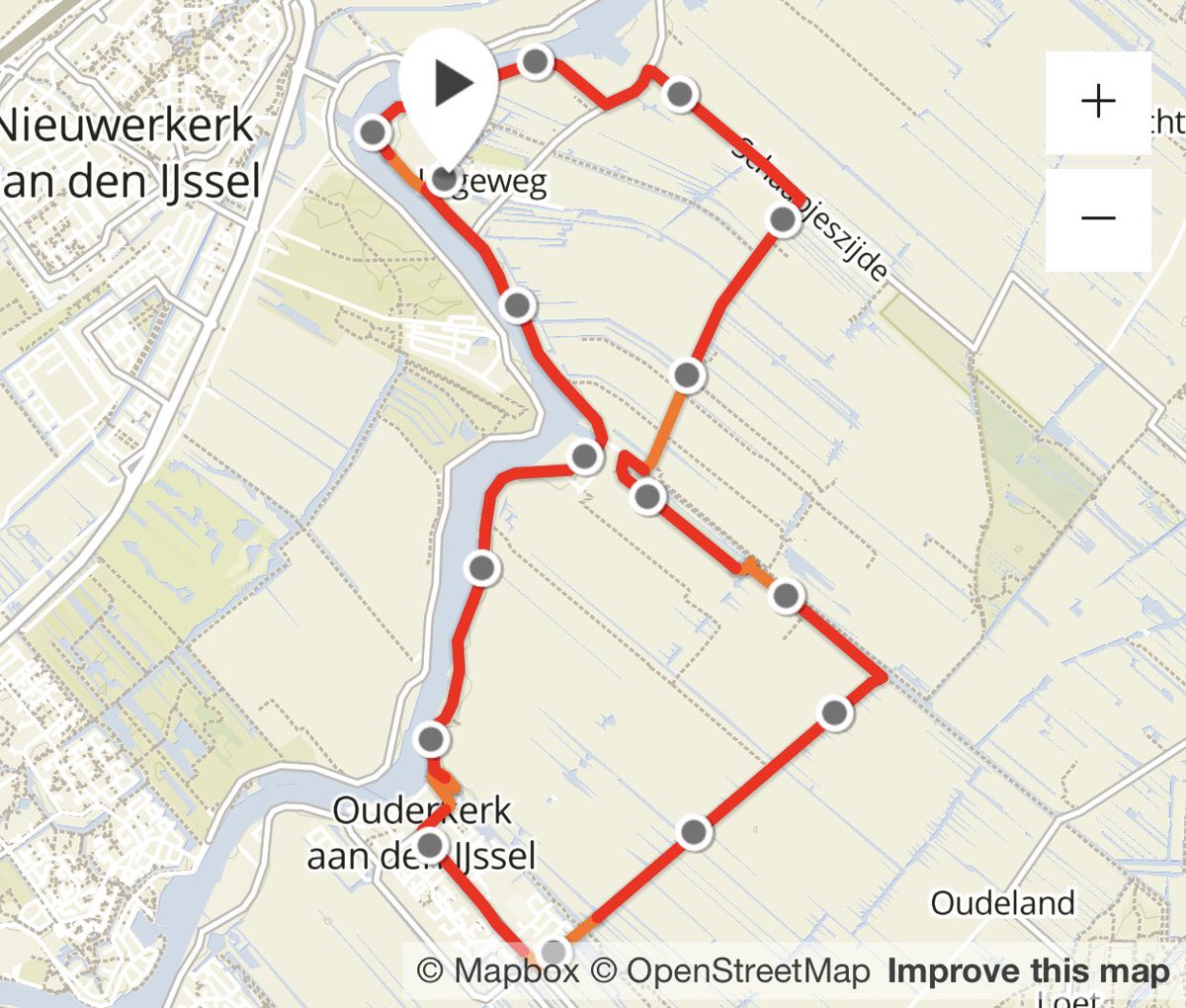 iRepeltje's tweet image. Je kan heel mooi het uitstapje zien dat we maakten tijdens onze wandeling naar het graf van Vriendje’s vader #whilewalking #crushspam