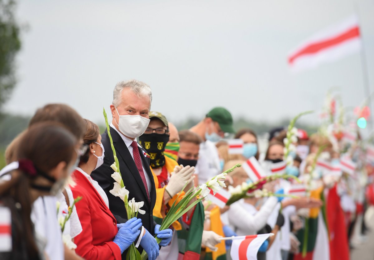 GitanasNauseda's tweet image. Three decades ago, Lithuanians lined up in a human chain together with their Latvian and Estonian brothers. The Baltic Way sent the message of Freedom. Today Belarusians are sending their message to the world: they want to be free.