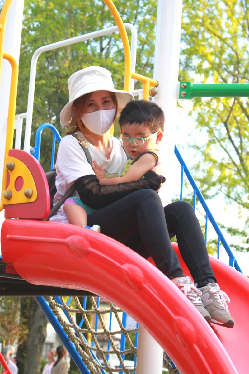 愛知の美人を撮るネ Auf Twitter マスク美人ママ 8 14 愛知県のとある公園 No 511 マスクは 外せられない 優しいお声え 新コロナ収束なれば 素顔を出してね Aichi 愛知県 家族 公園 マスク美人 愛知の美人を撮るネ Auf Twitter マスク美人ママ 8 14 愛知県のとある公園 No 511 マスクは 外せられない 優しいお声え 新コロナ収束なれば 素顔を出してね Aichi 愛知県 家族 公園 マスク美人