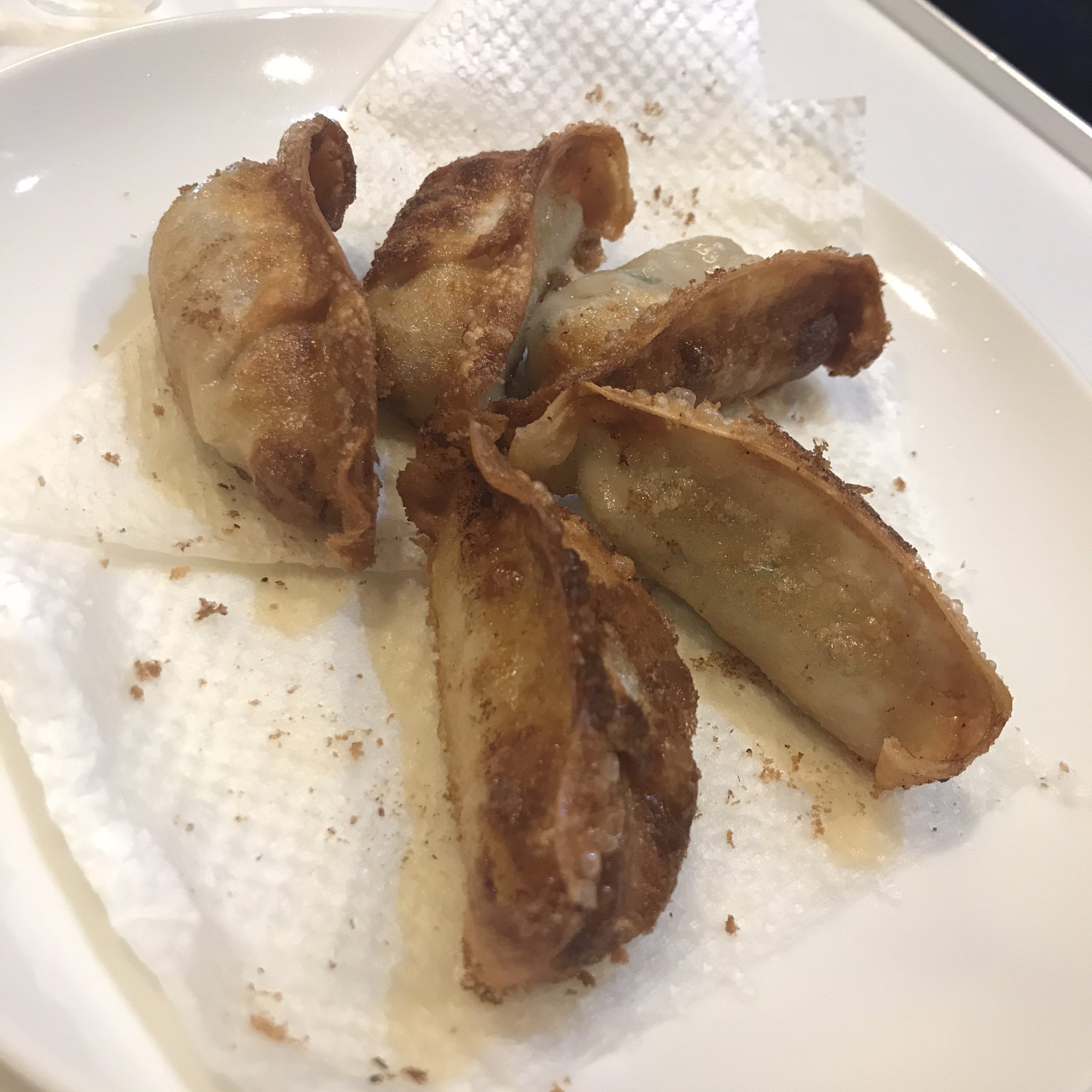 スー 味の素の冷凍餃子揚げたらめちゃくちゃうめぇぇぇぇぇ T Co Pmmobunync Twitter