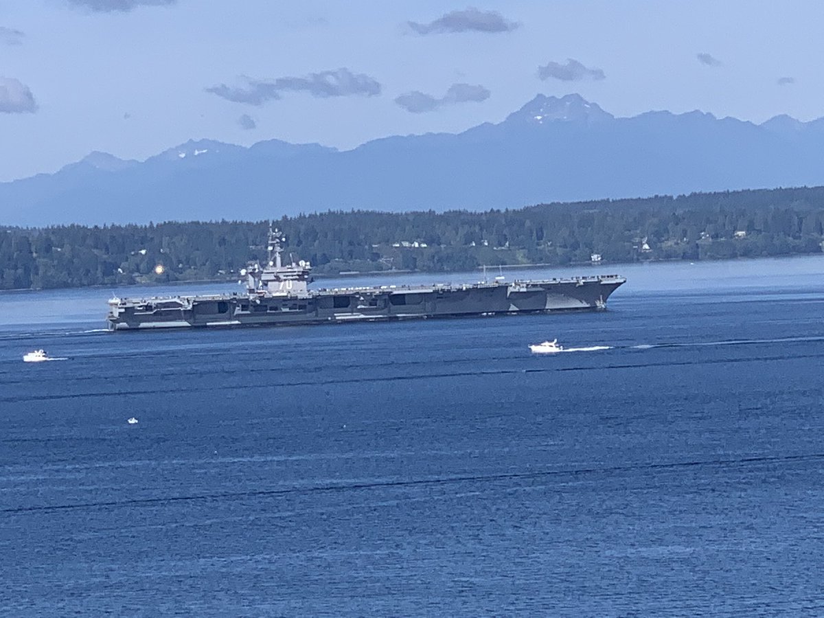 Is this the #USSCarlVinson in #PugetSound this morning? #q13fox