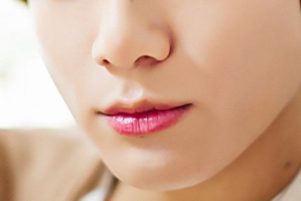 jungkook& #39;s under the lip mole; a thread