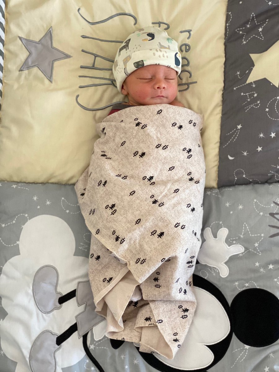 JerzFlow201's tweet photo. Baby boy is knocked out 💤 

📸 Time To Go Plan Some 2k Ideas

🕹 Gonna be a struggle new born &amp; YouTube but imma try my hardest 

CAN YA MODEL MY BABY 
#BabyGap #BabyModel #KidCasting #Pampers #BuyBuyBaby @Pampers @buybuyBABY @Carters https://t.co/c5DQPI7IT8