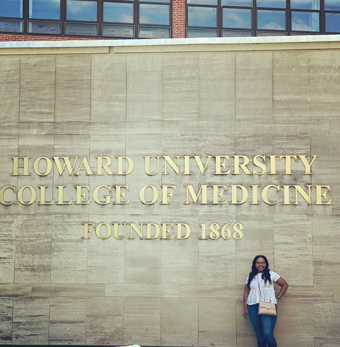 Three years ago I was touring Colleges and Universities, Three years later I am touring Medical Schools to find my next home to become an OB/GYN ✨ #dreamstoreality #blackgirlwhitecoat