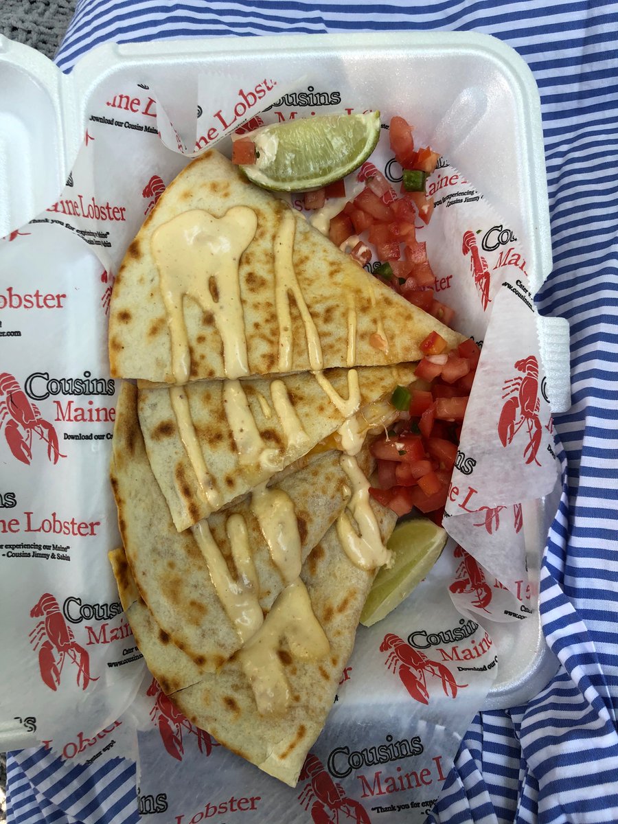 Shellbean22's tweet image. @cousinsmainelob 😋❤️Sunday Funday!