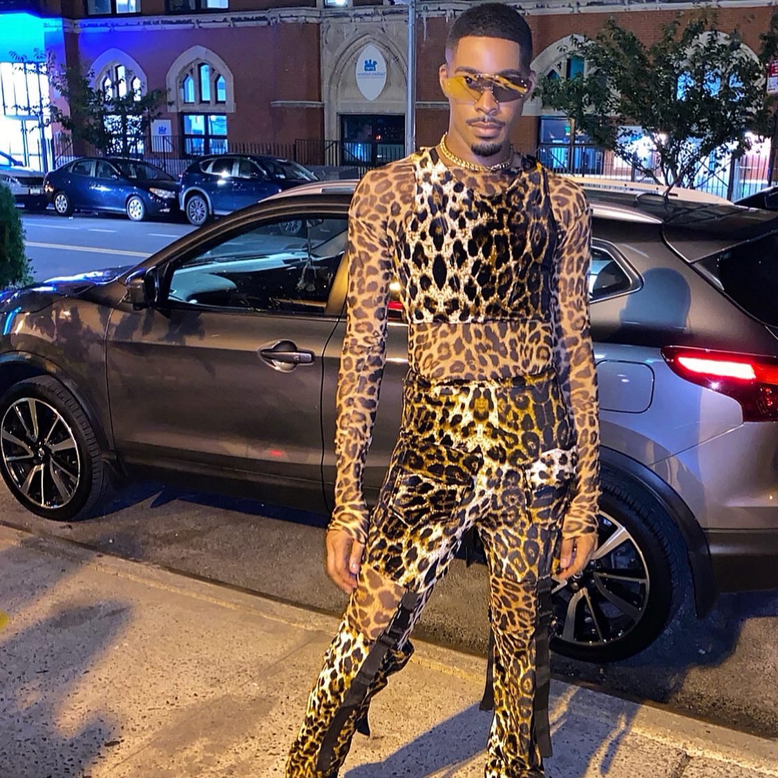 TheeReal_Kenzo's tweet photo. I lead da pack so my back to them 🐆
.
.
.
.
#XquisiteDesigns #MadeByMe #Kenzo #MensFashion #PhillyDesigner #MaleDesigner
#Philly #Fashion #NYFW #PFW #SelfTaugh #ClothingDesigner #UrbanFashion #2020Fashion #letsgetxquisite #madebyme #kenzo https://t.co/3PGMtzSFse