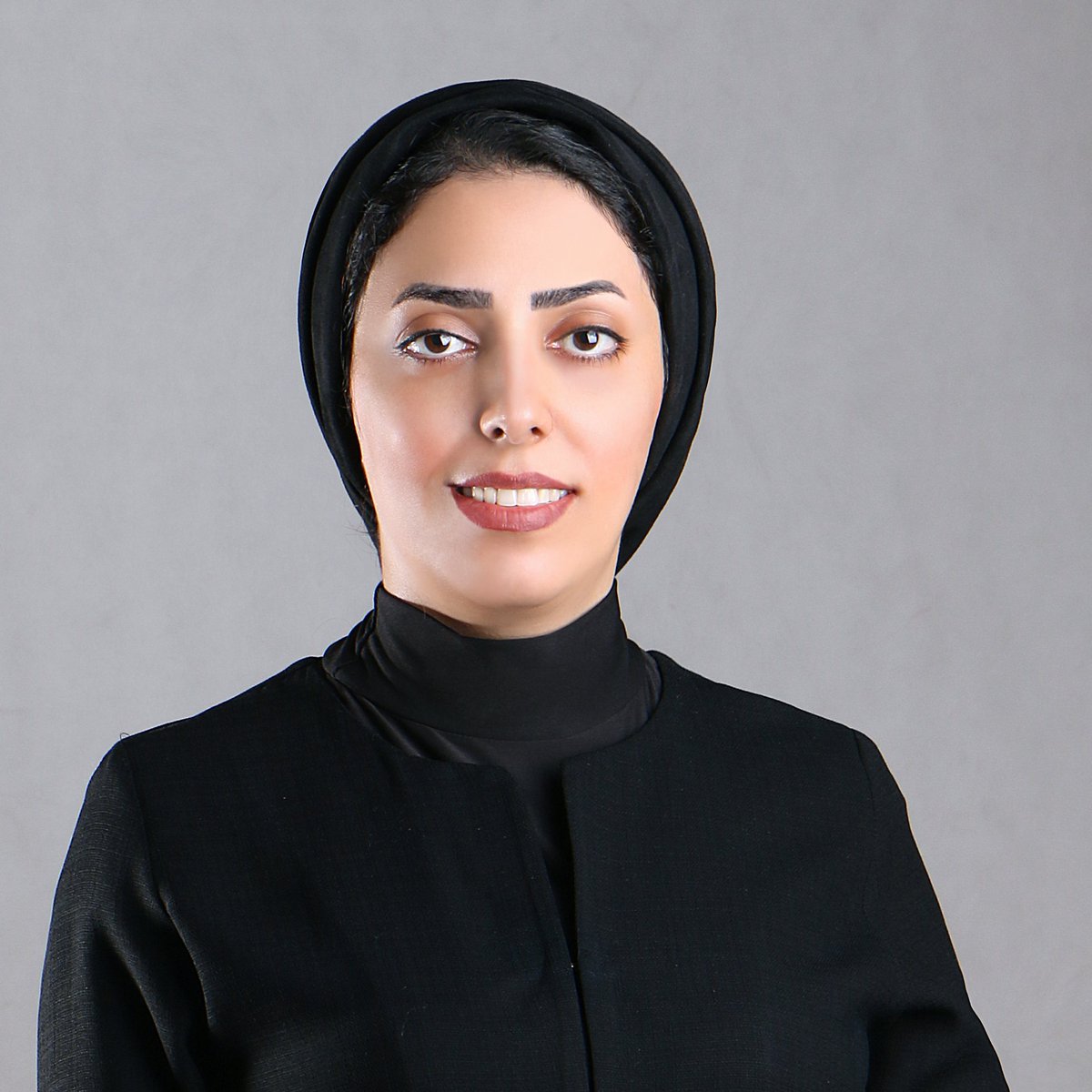 HDR Student of the Week: Meet Zahra Tajbakhsh, a clinical optometrist &amp; leading researcher. Her PhD research project is aiming to characterise ocular surface immune cells &amp; their connection with corneal nerves in different types of ocular allergies. bit.ly/3aILNBz