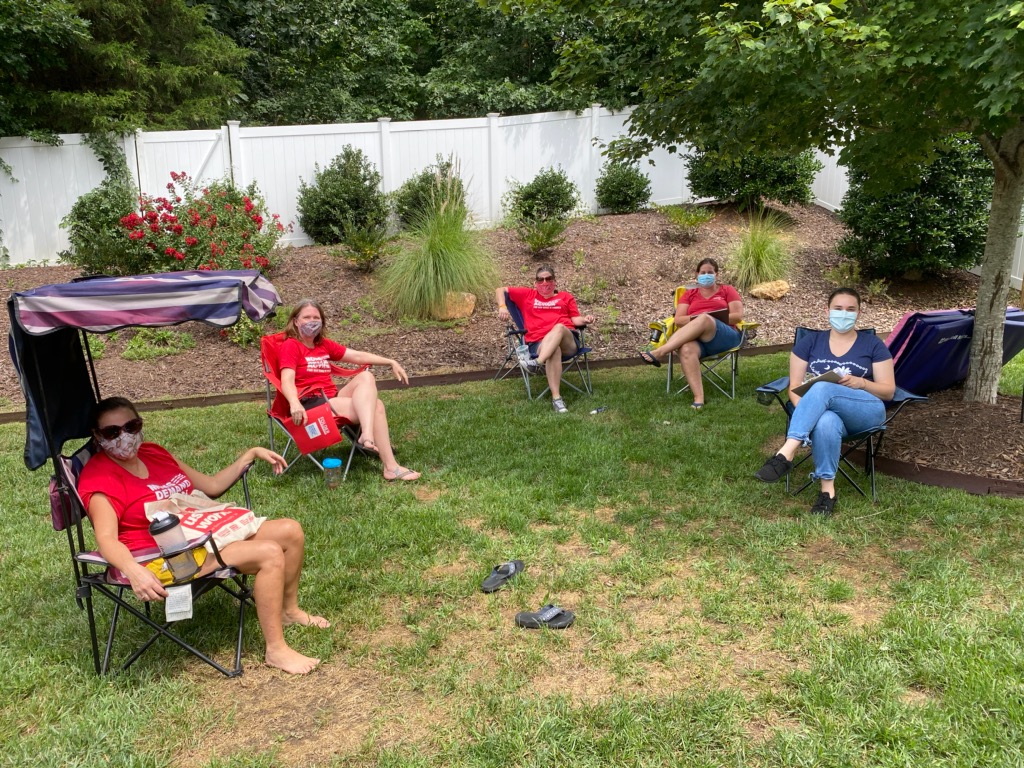 Just some SC @MomsDemand vols getting together to chat about what we learned at #GSU2020. We can't wait to get to work! #WatchUsWork #MomsAreEverywhere #Scleg #scpol