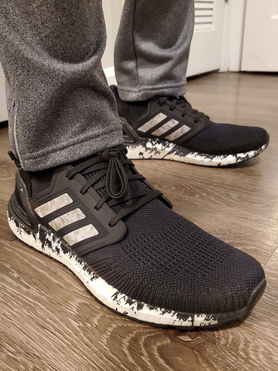 susd4life's tweet image. yesterday was a long day. things kicked off with release things, pick up things, and then review things.
#adidas #boostislife #ultraboost #ultraboost20 #marblesplatter #3stripesstyle @adidas #prowrestlingtees #pwtees #hangmanpage