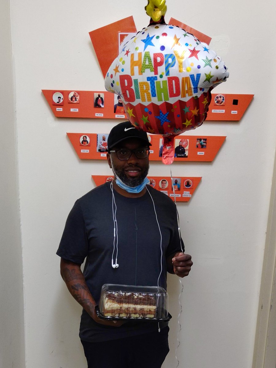 Happy Birthday!  Incredible member of our team, thank you for everything you do!  #OrangeProud #D278 
@PaulDeveno @CollazoH @JDorseyTHD @ThdRmotran @RMoutranTHD @navruprai @WebDwayne @Sam46411 @JustTY4605 @itsscamella @CarlMyrville