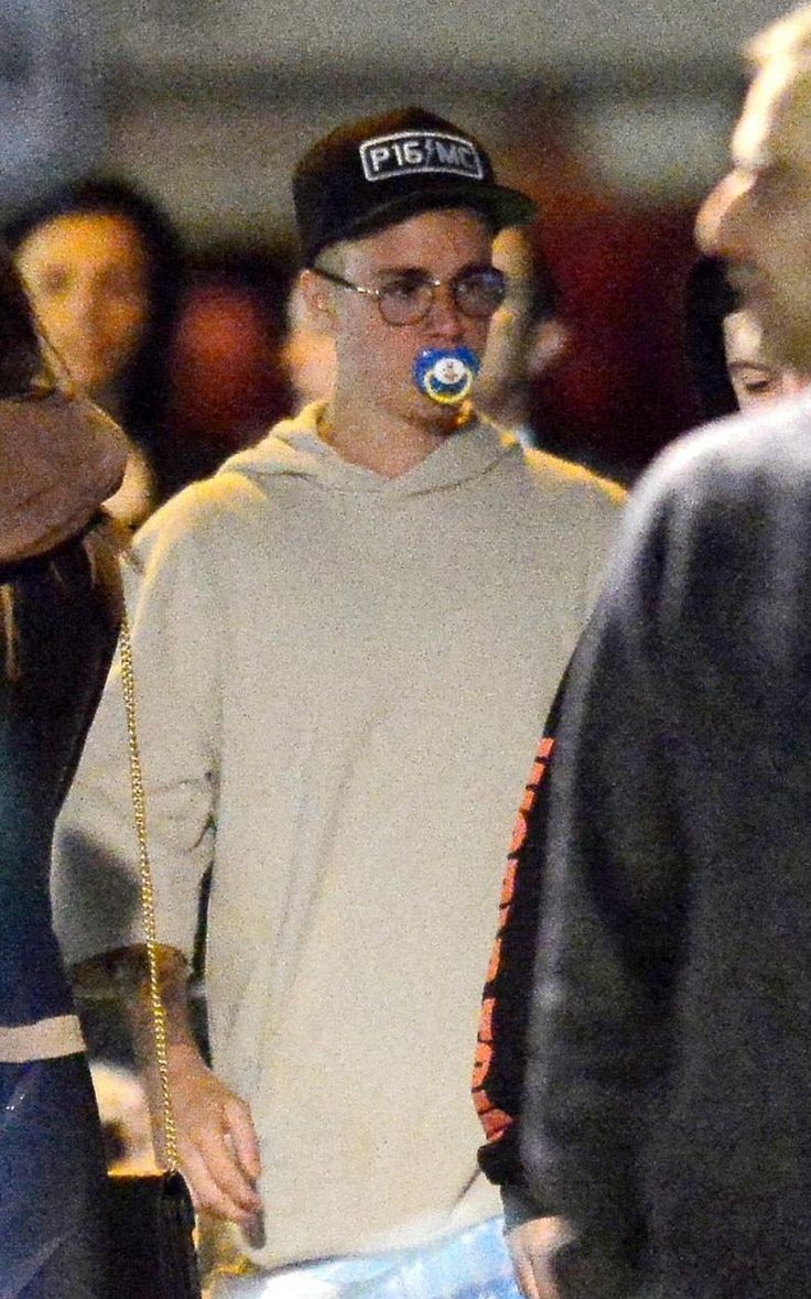 Justin66257104's tweet photo. This is patr��o/ this is pitico https://t.co/MmWUJRbWoE
