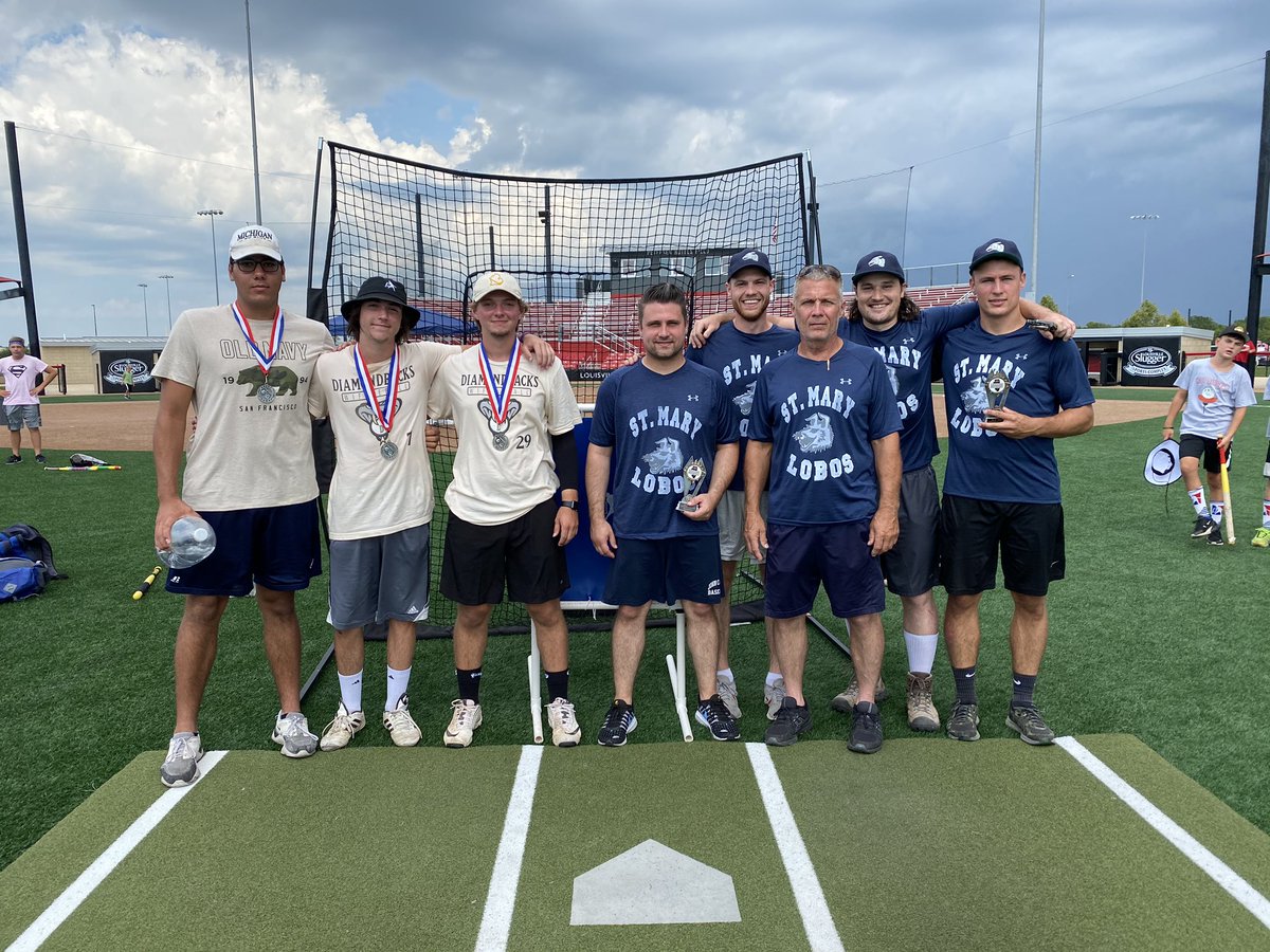 MLWWiffleBall's tweet photo. St. Mary Lobos def. Livonia City (MLW #2), 3-2 to win the 16+ finals 🔥🔥#MidwestSlugfest https://t.co/Qc0J7qZ1uP