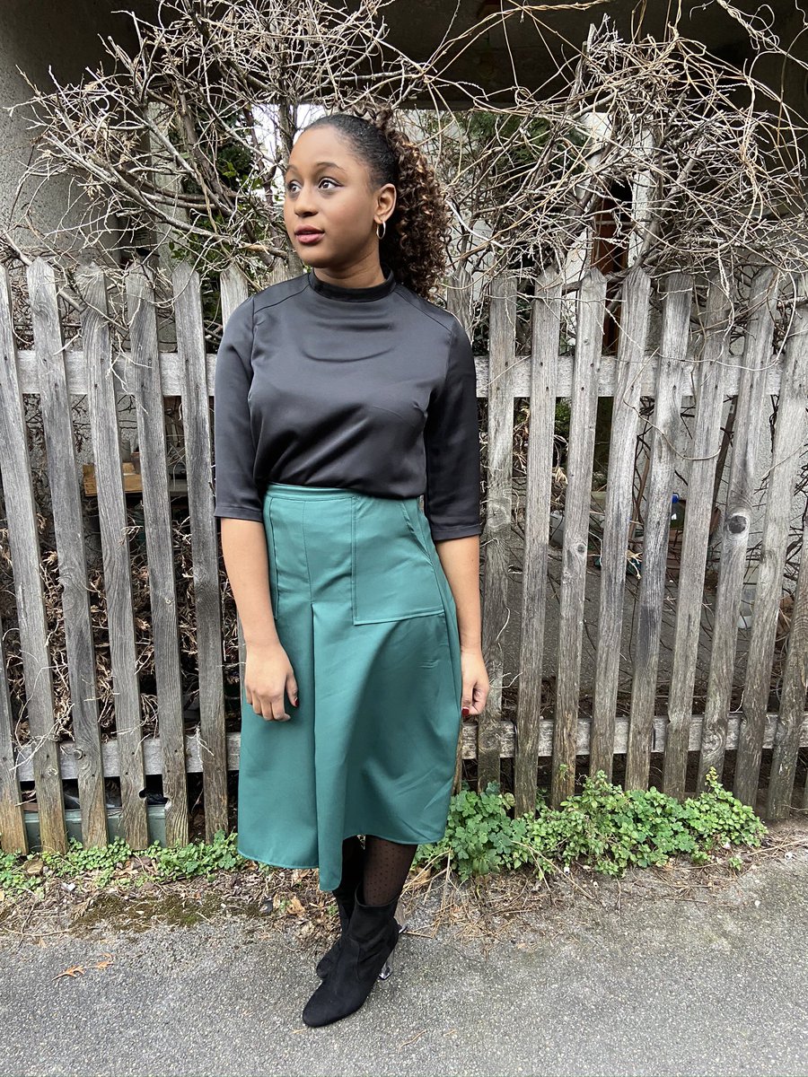 bananamandine's tweet photo. J’ai pas compris l’utilité du hashtag but here are some church outfit ideas ✨#christiantakeover https://t.co/v4zhz6BHwB
