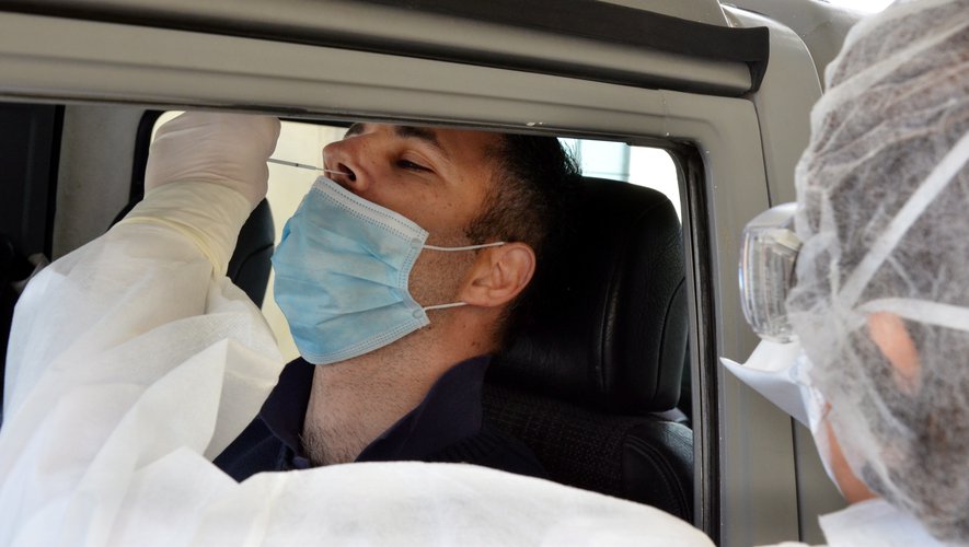 Midilibre's tweet photo. 🔴 #coronavirus : à Agde, 30 % de positivité pour les personnes ayant fréquenté le village naturiste ! https://t.co/9JLtCHcn0j https://t.co/nU2IHP6Unv