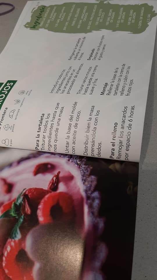 La misma tartaleta de fresa, vestida para una ocasión especial.
La guía nutricional para pacientes oncológicos. Fue todo un reto tener en cuenta los diferentes inconvenientes de convivir con esa enfermedad