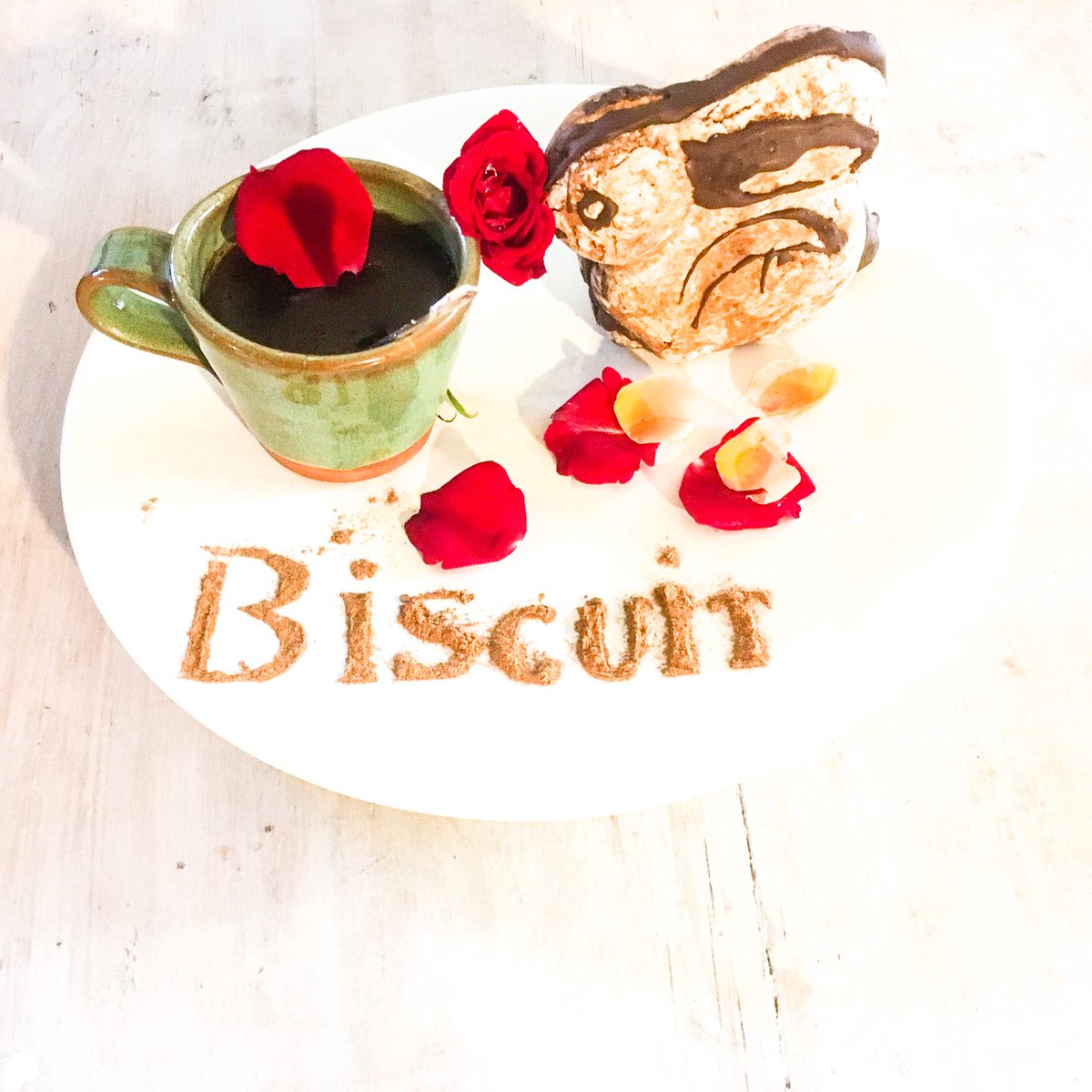 #handmadehour <a href="/HandmadeHour/">HandmadeHour</a> from #handmade #paper #lettering #stencil to #homemade #vegan #glutenfree #biscuit bunny using a #chocolate mould to create a hollow biscuit glued with chocolate! <a href="/thegroovyfoodco/">The Groovy Food Co</a> #coconutsugar makes this heavenly!