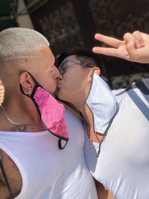 Guess what video I&rsquo;m releasing tomorrow... 😈 me and @fitnesspapi_ 😏 ugh! He&rsquo;s just so damn cute and sexy~<a href="/tag/blacklivesmatter"class="tags"><span>#blacklivesmatter</span></a>