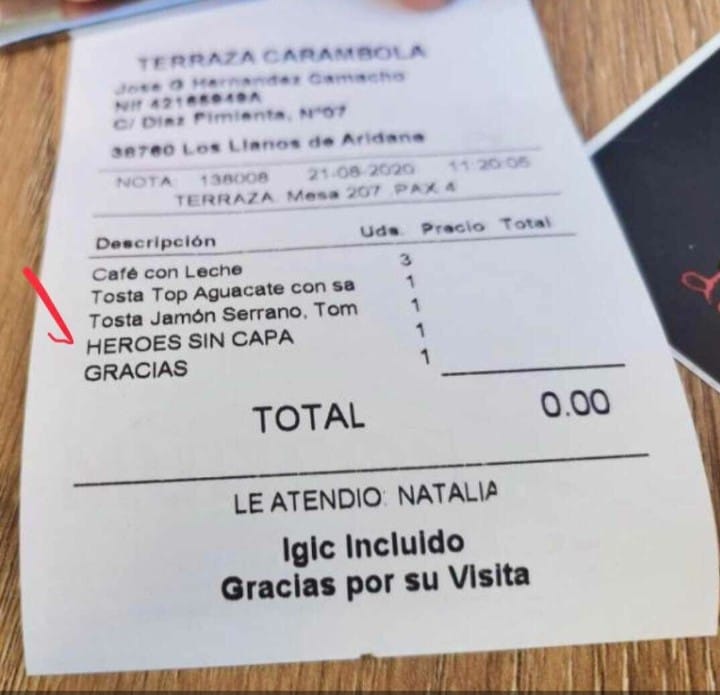 Así facturan a la UME en La Palma en estos días en que arde la isla. Bravo por los hosteleros 👍👏
