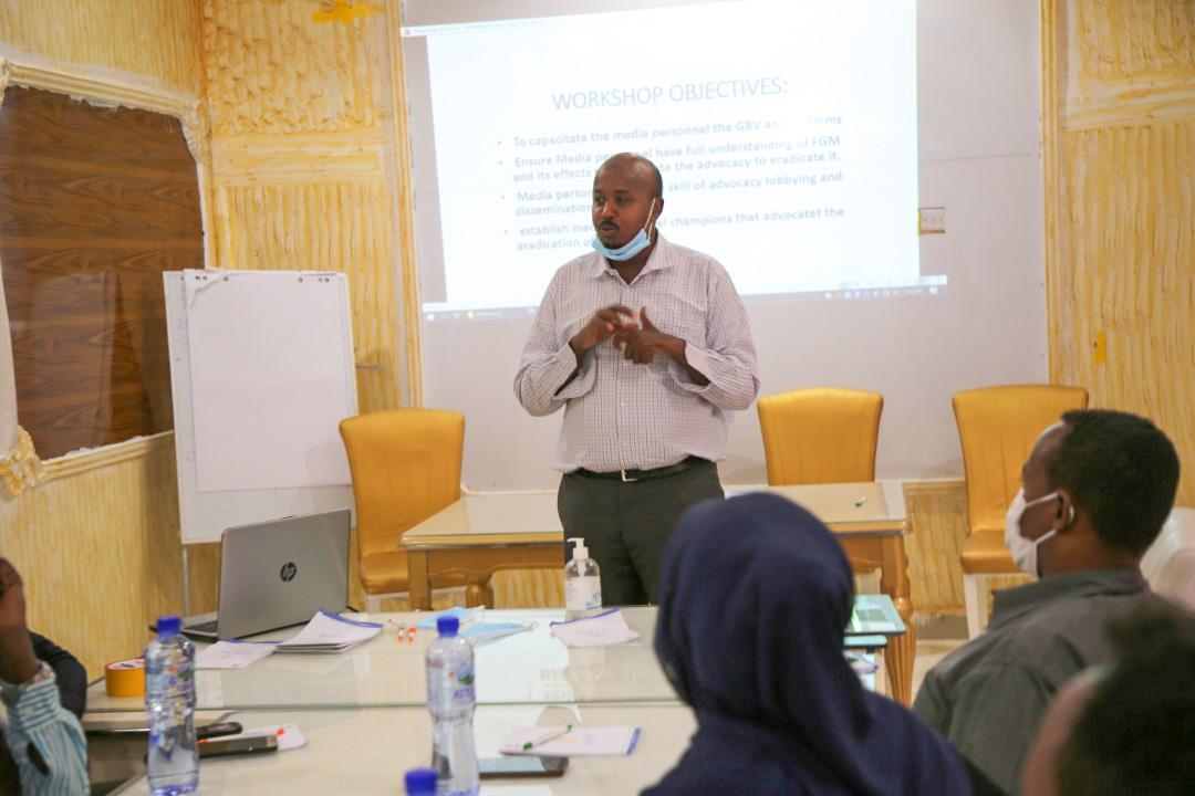 Puntland Media Guild (@map_puntland) on Twitter photo <a href="/MAP_Puntland/">Puntland Media Guild</a> in partnership with <a href="/UNFPA_SOMALIA/">UNFPASomalia</a> launched today in Garowe a 3-day media course aimed enhancing the skills of local journalists covering #FGM. The activity is part of a wider campaign aimed at eliminating
#FGM in #Puntland.
Join us to end this harmful practice. <a href="/MAP_Puntland/">Puntland Media Guild</a> in partnership with <a href="/UNFPA_SOMALIA/">UNFPASomalia</a> launched today in Garowe a 3-day media course aimed enhancing the skills of local journalists covering #FGM. The activity is part of a wider campaign aimed at eliminating
#FGM in #Puntland.
Join us to end this harmful practice.