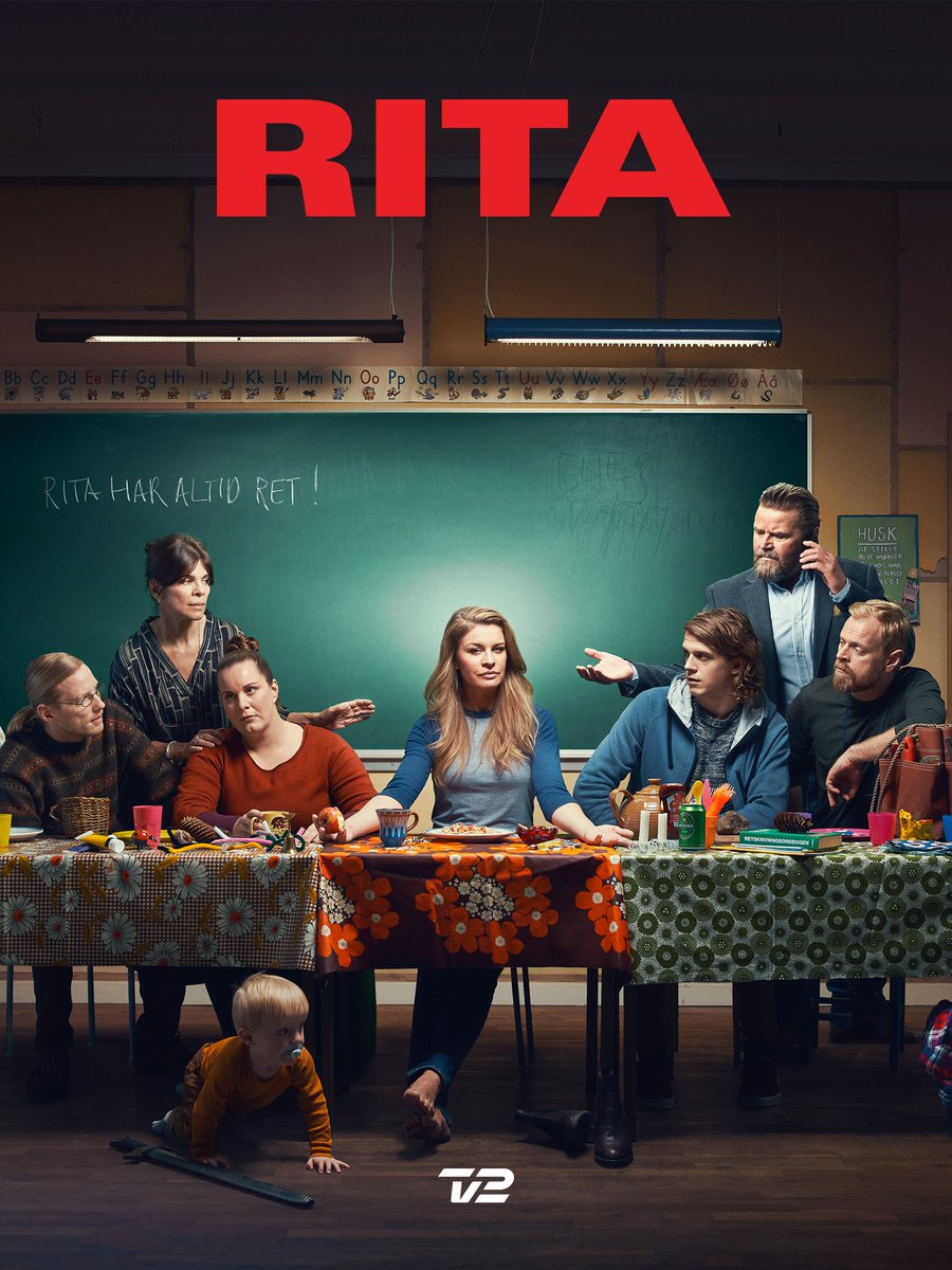 milyolivera's tweet photo. En un día me liquidé la 5ta (y última) temporada de Rita.

Una serie danesa protagonizada por una maestra heroína de los niños y dueña de un caos irrefrenable en su vida personal.

Interesante, divertida, con compromiso social y educativo.

#DeSeries 
⭐⭐⭐⭐ https://t.co/2rgcuw59xv